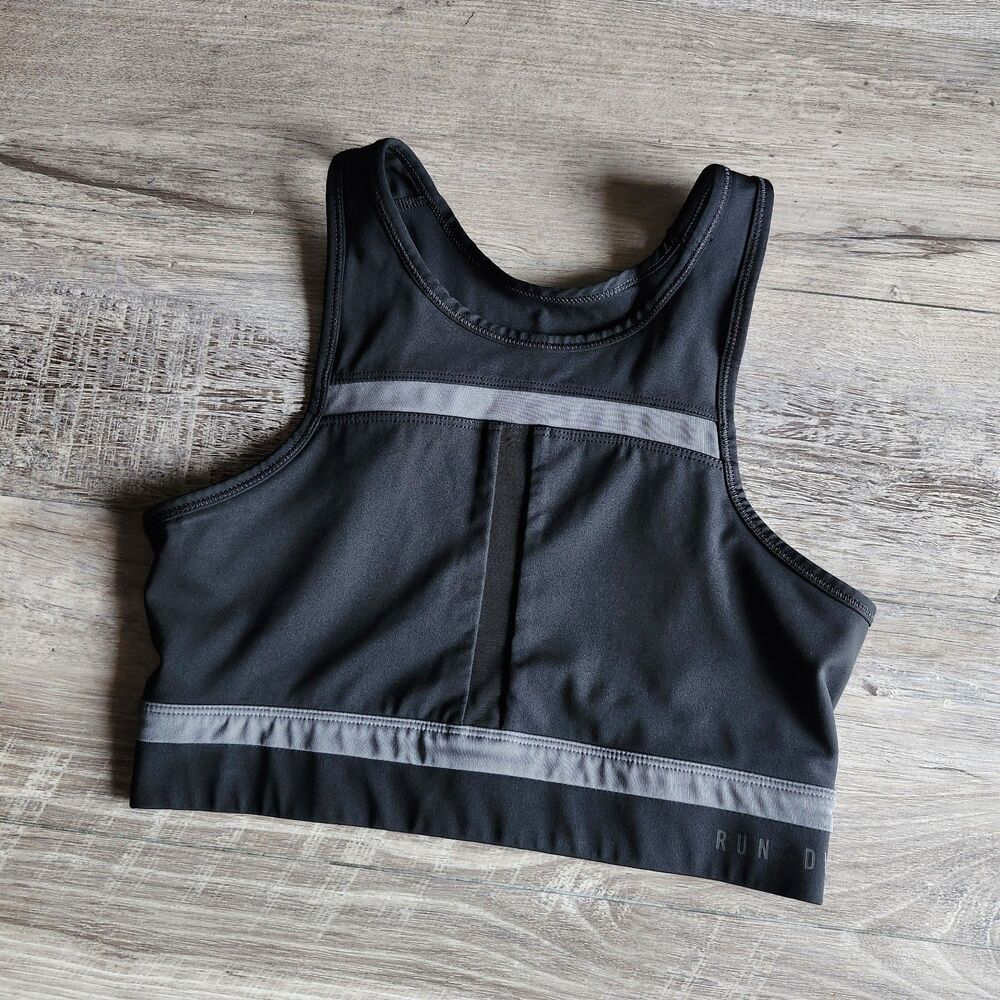 (S) Nike sports bra